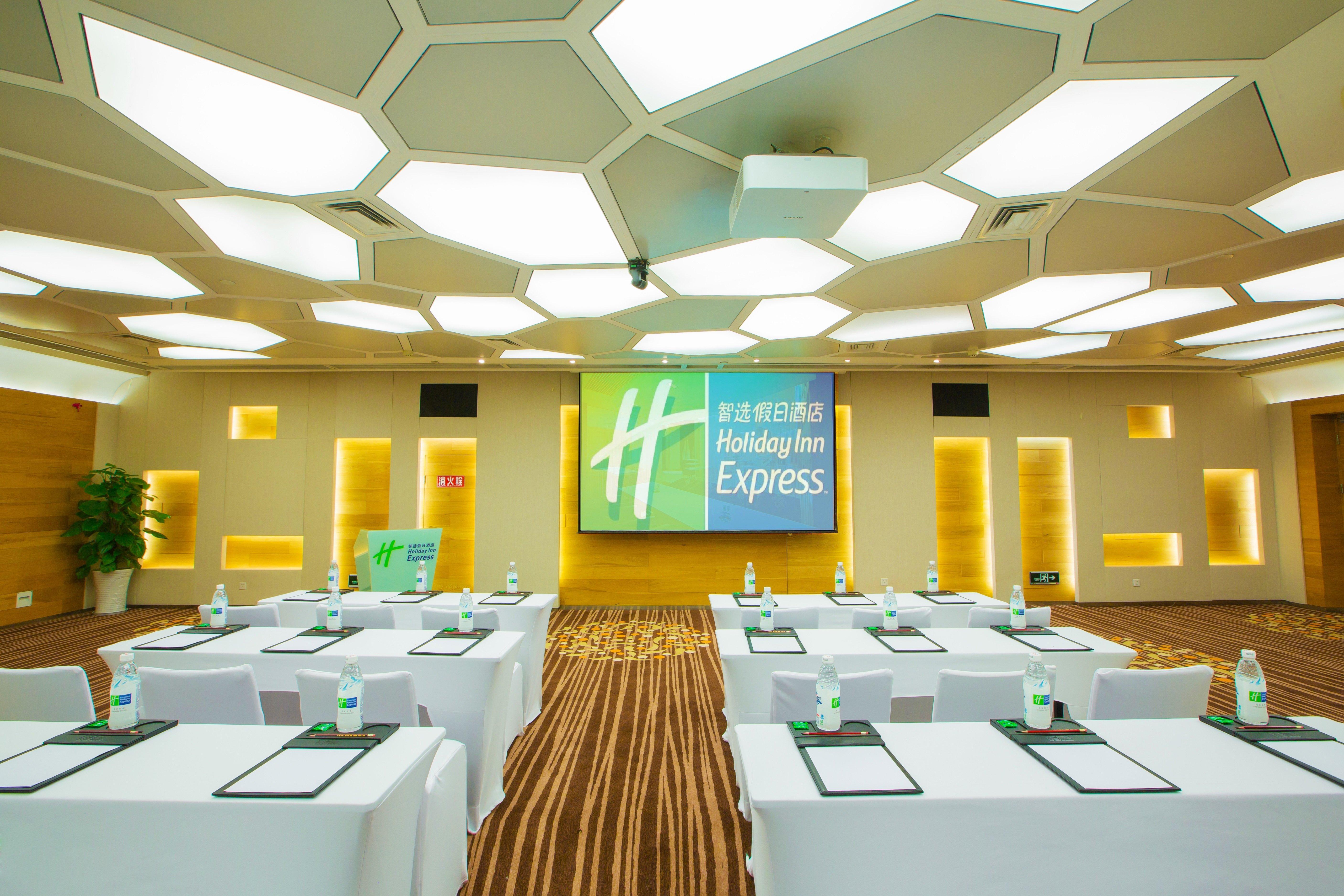 Holiday Inn Express Chengdu Gulou-Tianfu Square Chunxi Road Branch Exterior foto