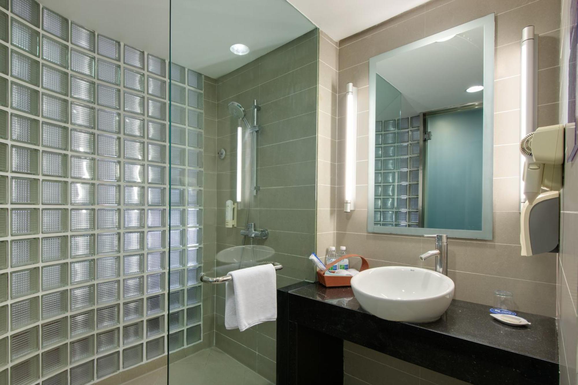 Holiday Inn Express Chengdu Gulou-Tianfu Square Chunxi Road Branch Exterior foto