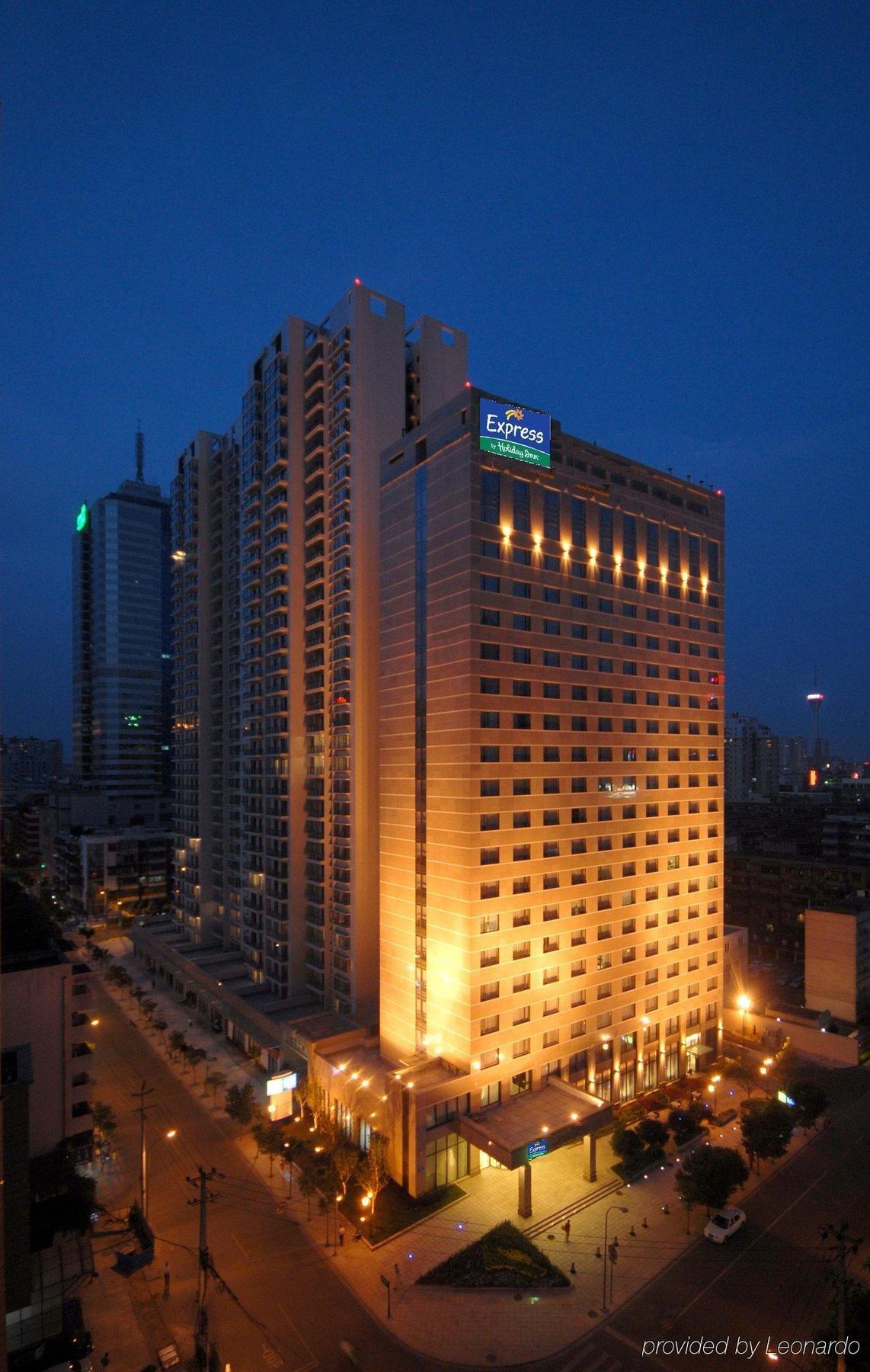 Holiday Inn Express Chengdu Gulou-Tianfu Square Chunxi Road Branch Exterior foto